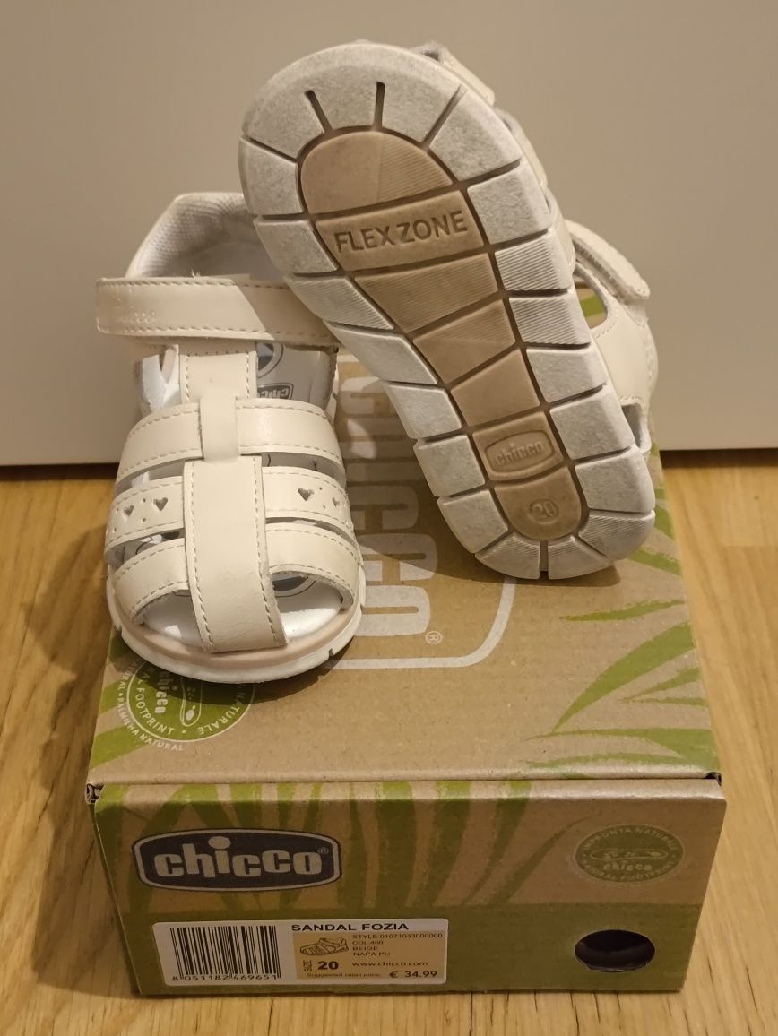 Sandálias Chicco (Tamanho 20)