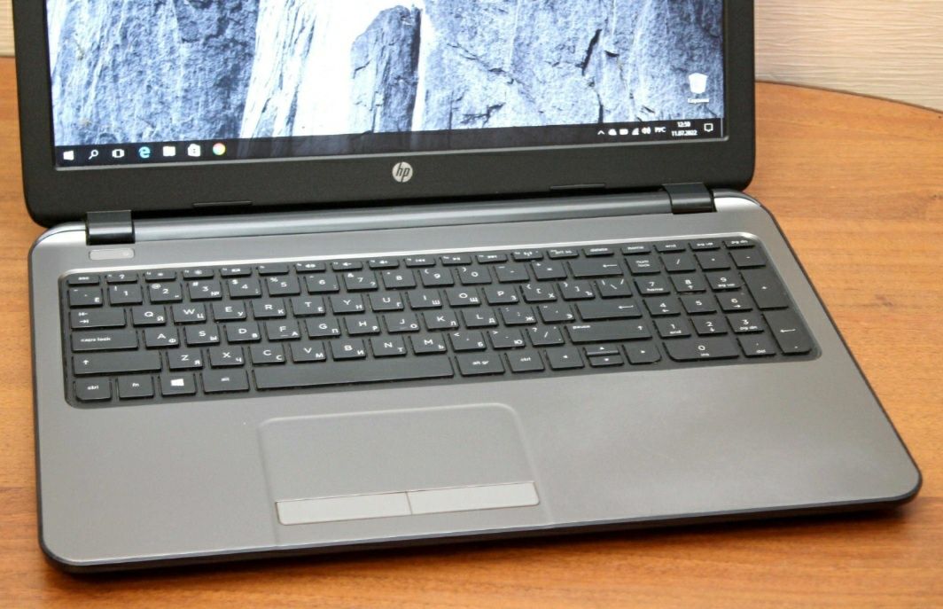 Ноутбук HP 255 G3/4 ядра А4-500/4Gb/SSD 500 Gb/Radeon HD  8330