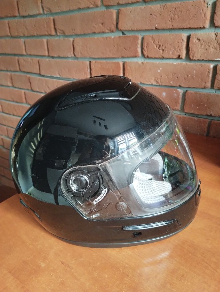 Kask motocyklowy roz. 52