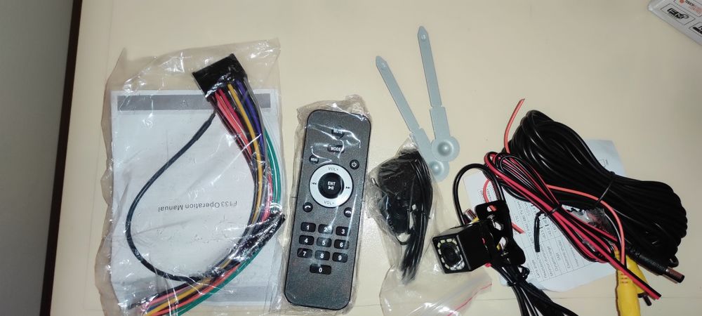 Автомагнітола 1 DIN CML-PLAY 7230W | HD 7" 16:9 висувний, 720P, MicroS