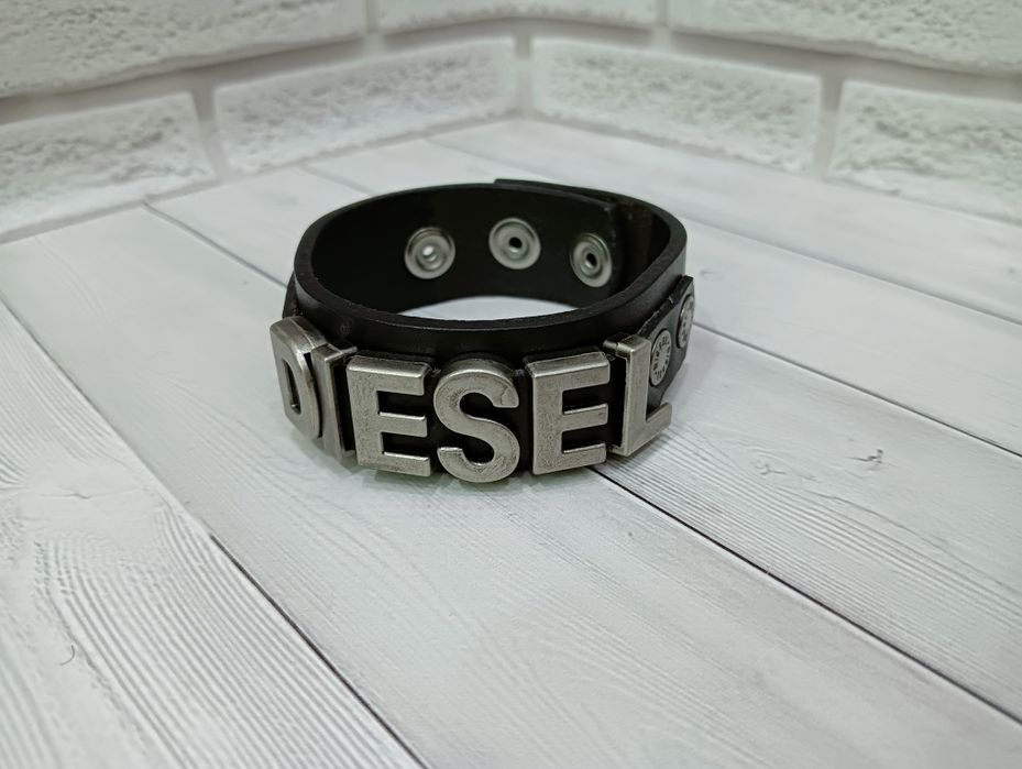 Стильний шкіряний браслет diesel
