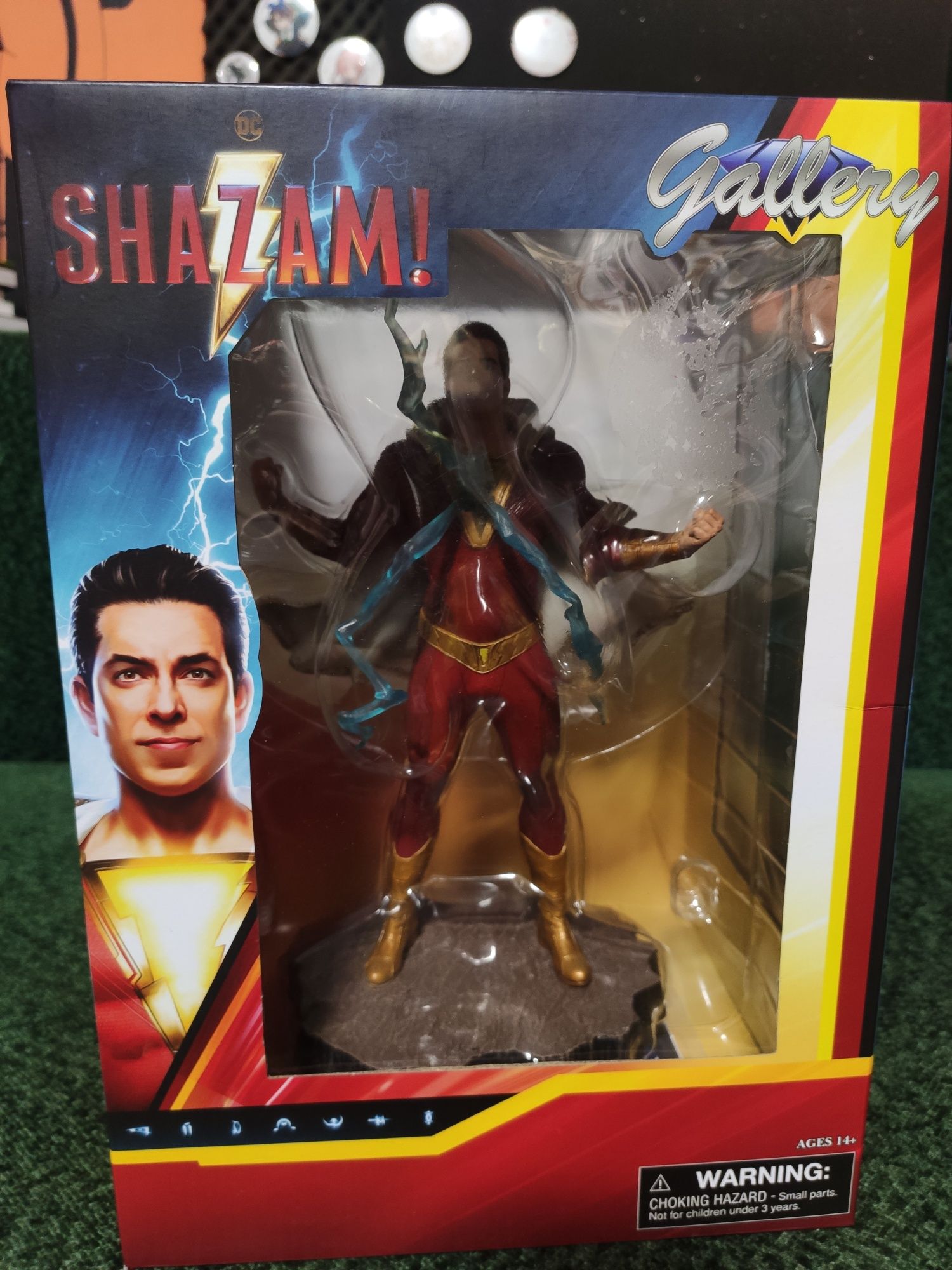Figurka Shazam! DC Movie Gallery - Shazam 23cm Nowa Marvel DC Comics