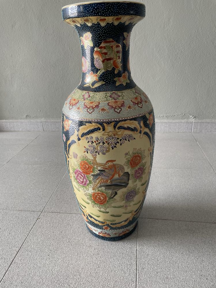 Jarrão de porcelana chinês