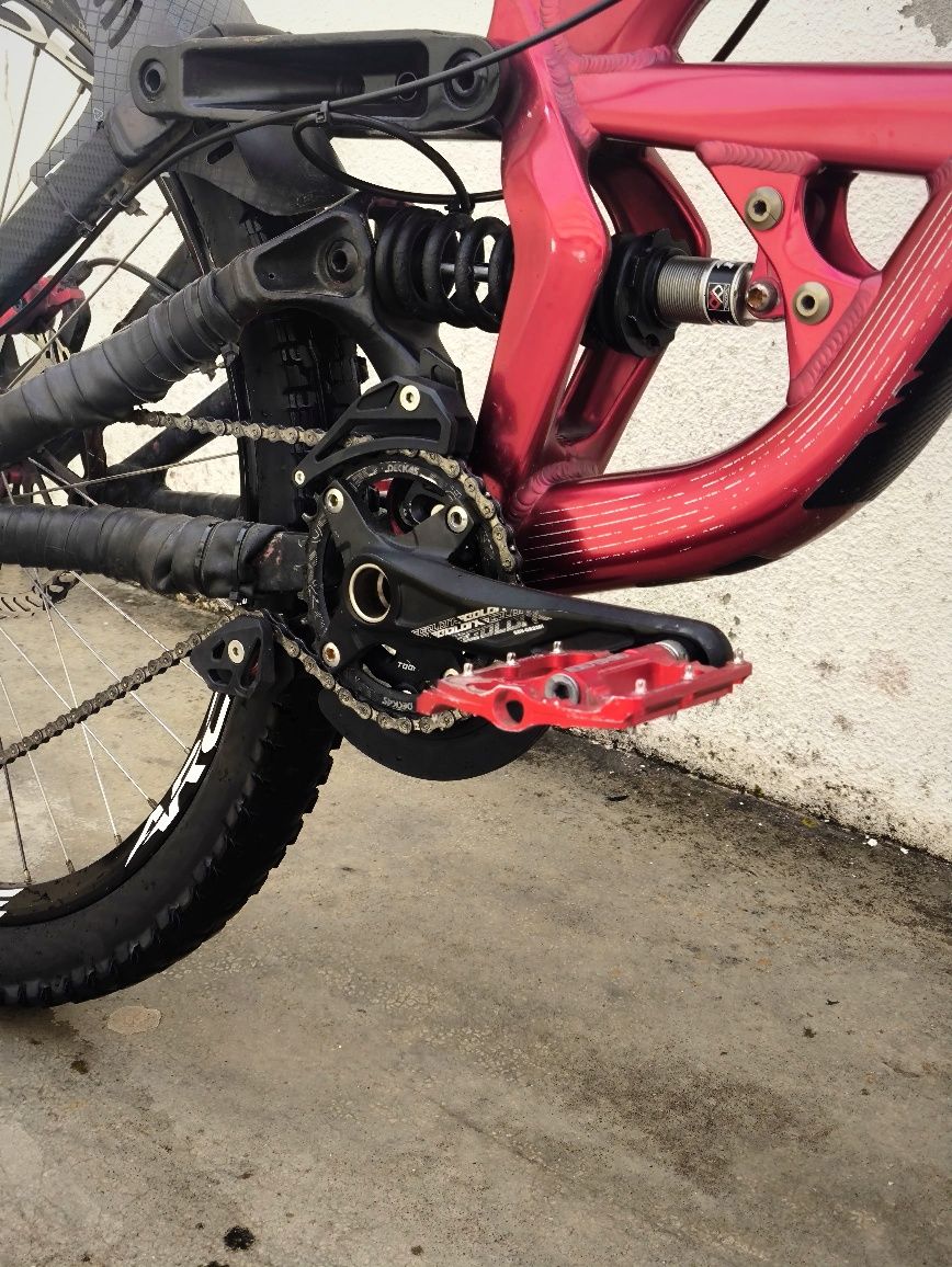 Specialized Demo 8