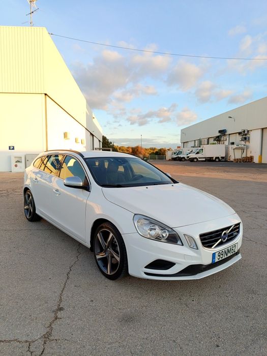 Volvo V60 R-Design 1.6 D2 - 2013