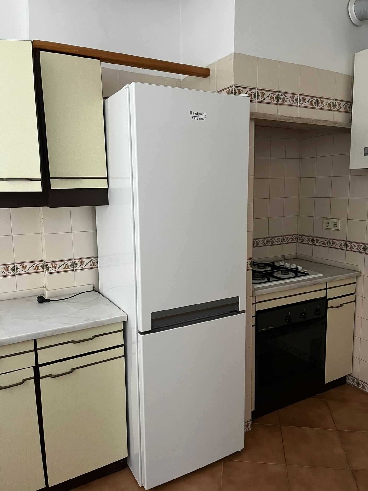 Frigorífico Combinado HOTPOINT