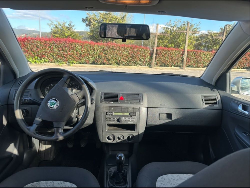 Skoda fabia 1.2 gasolina