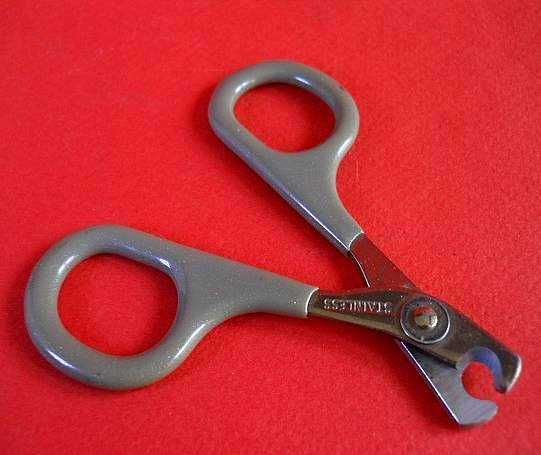 Триммер для стрижки кошачьих когтей Four Paws