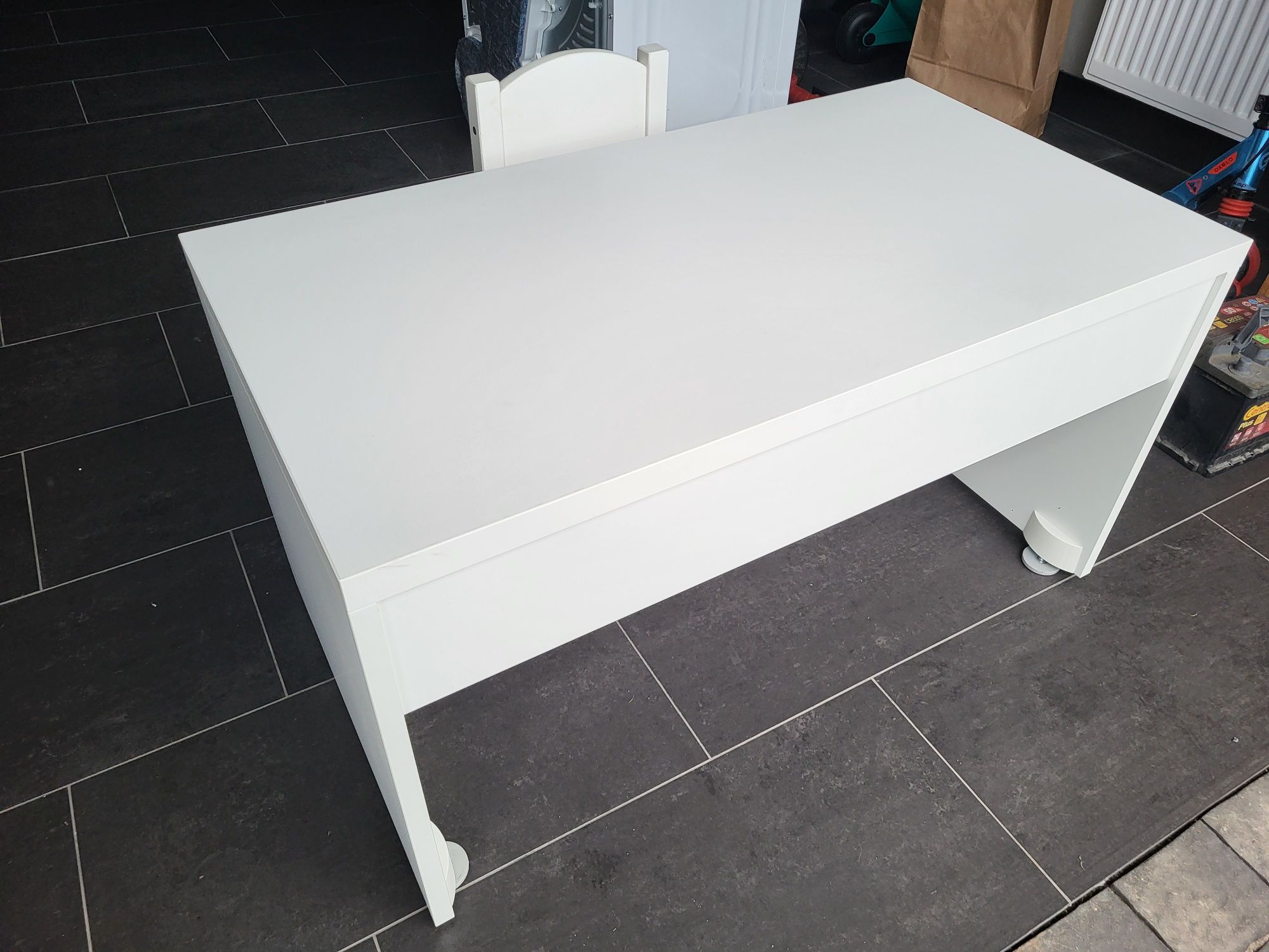 Stolik i krzesełko dla dziecka Ikea