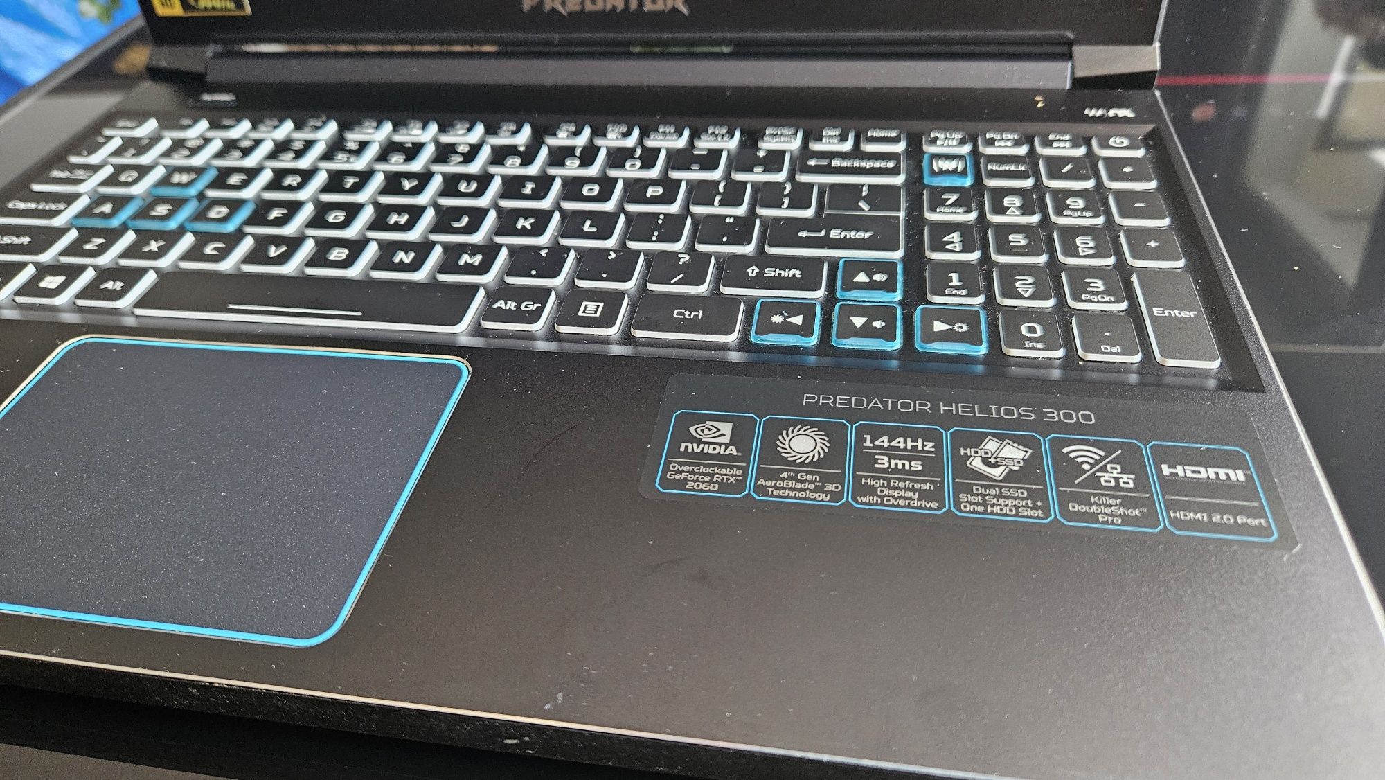 Laptop gamingowy predator helios 300