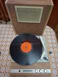 Gramofon Bambino.