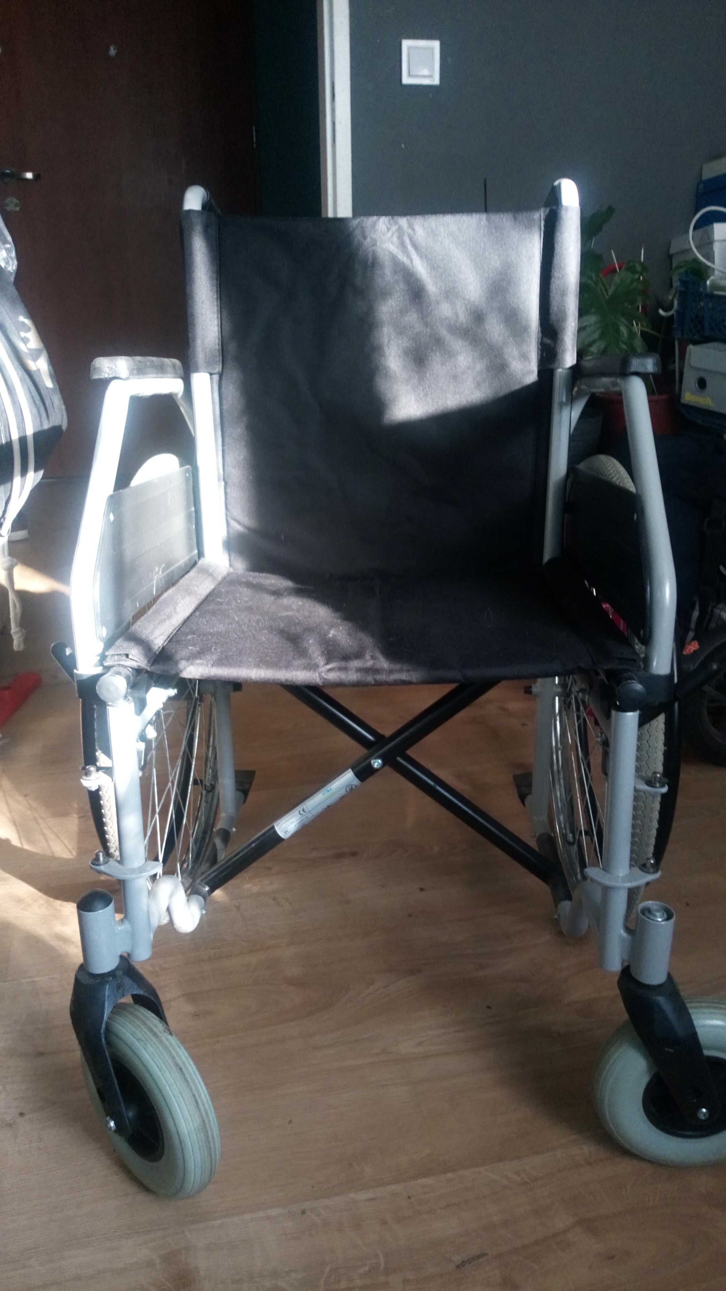 Sprzedam wozek inwalicki nowy. Vitea Kare