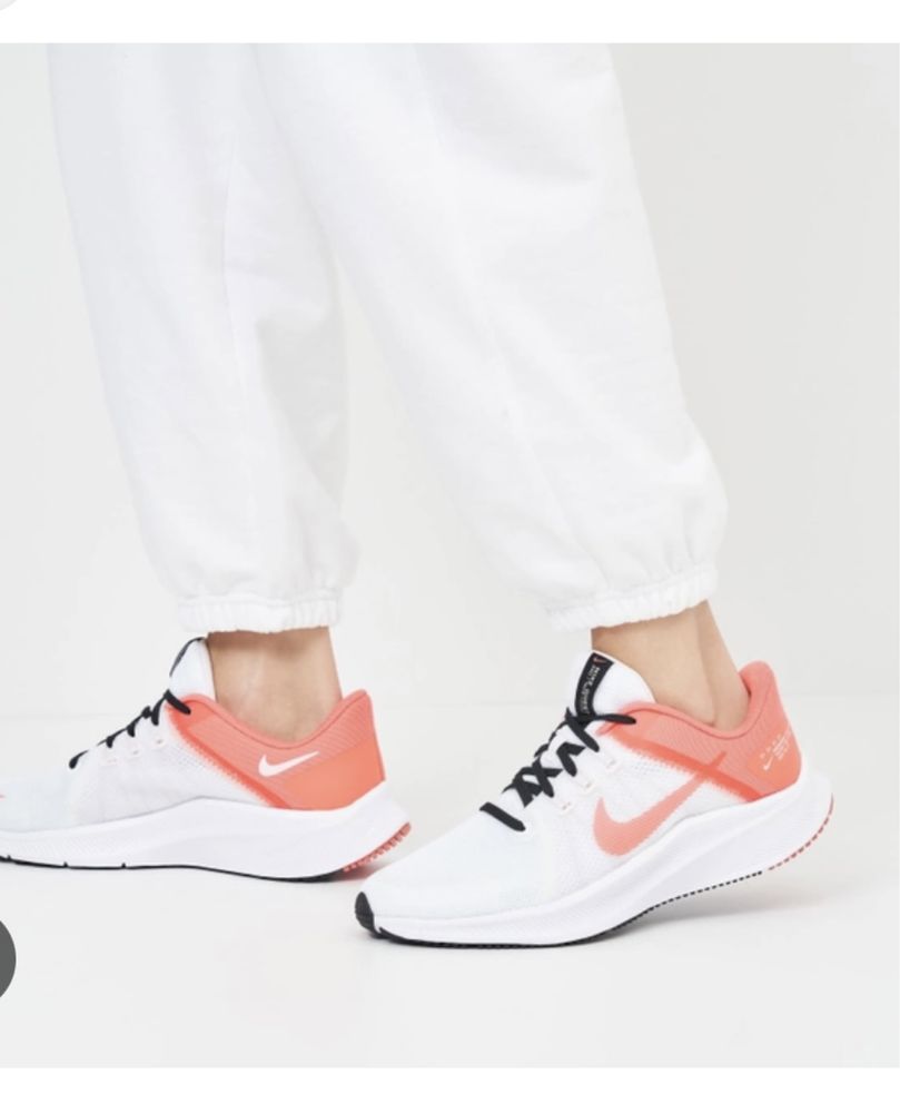 Кроссовки Nike р9,5