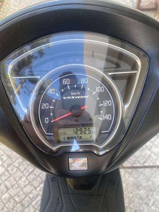 Honda Vision 2022 - Mota de garagem como nova