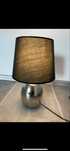 Lampa stojaca do sypialni