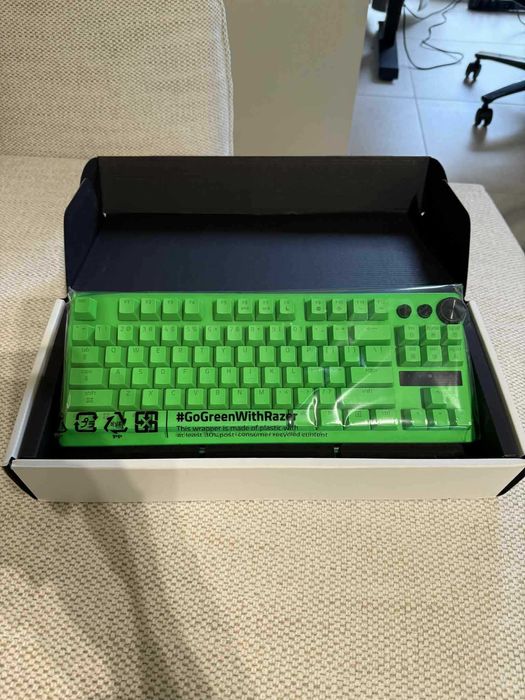 Klawiatura Razer Huntsman V3 Pro Tenkeyless Edycja Falcons Niko