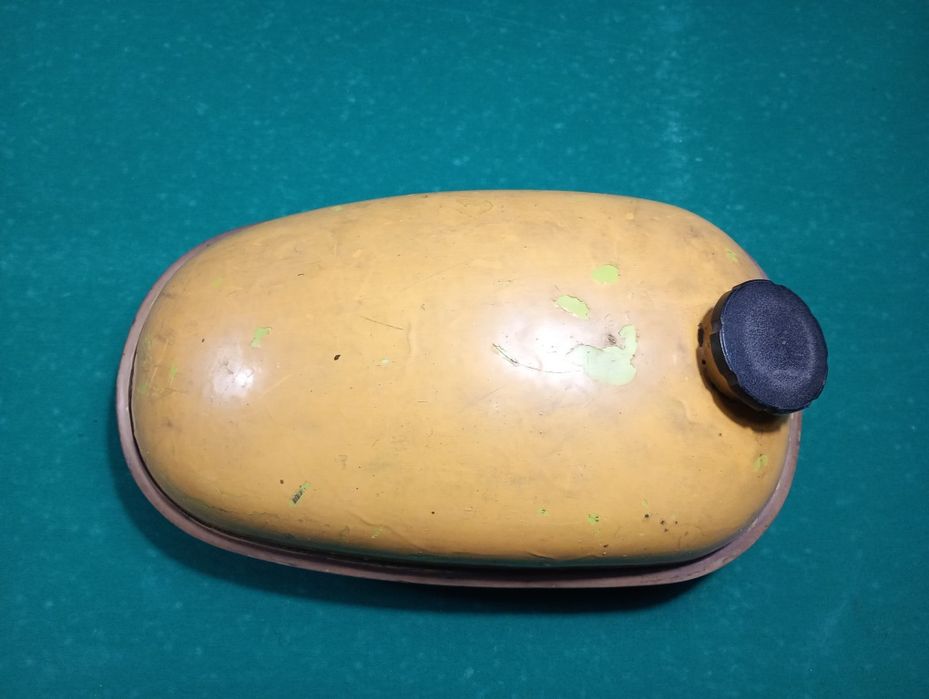 Zbiornik komar zakręcany korek bak motorynka Romet ogar