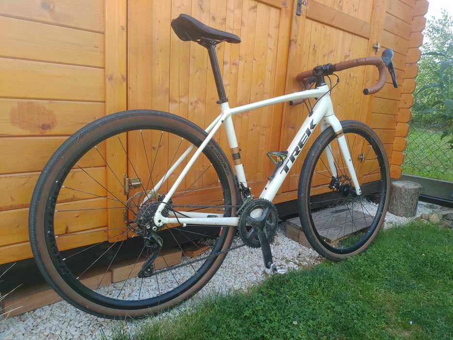 Trek checkpoint al (shimano 105, hydraulika)