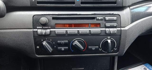 BMW E46 Radio CD Lift