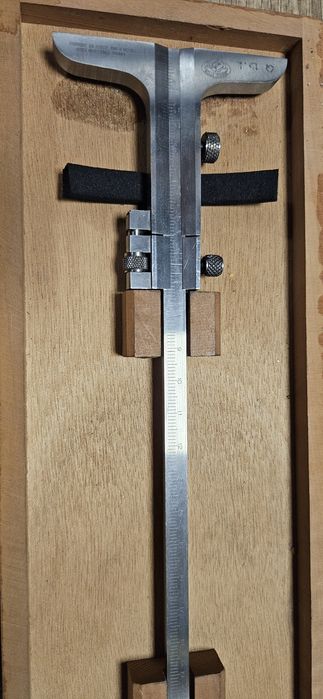 Głębokościomierz noniuszowy Etalon 200mm