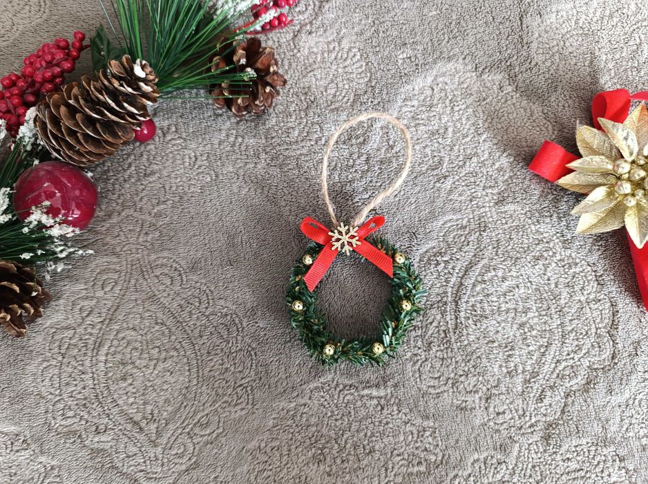 Miniaturowy wieniec świąteczny wianek handmade bożonarodzeniowy stroik
