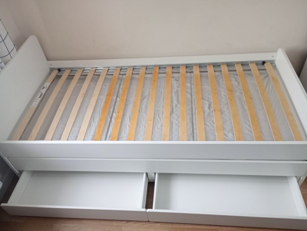 Łóżko Slakt Ikea z 2 materacami