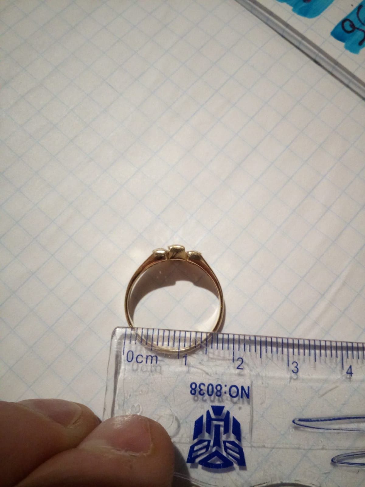 Złoty pierścionek damski 585 waga 2.45 gram
