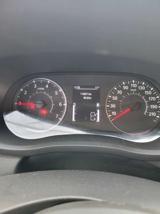 Renault master com grua cesta