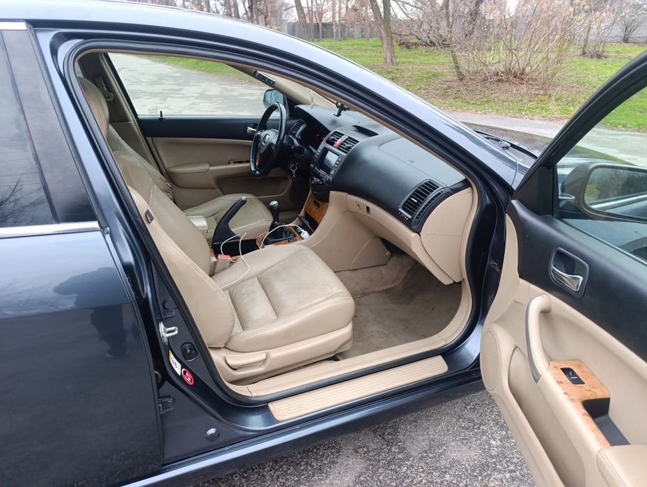 Хонда аккорд Дизель 2.2