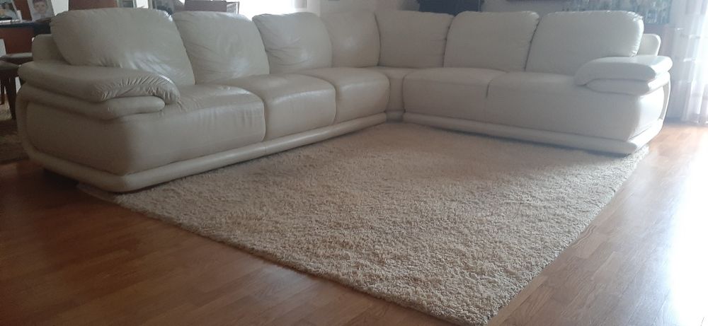 Sofá em pele genuina