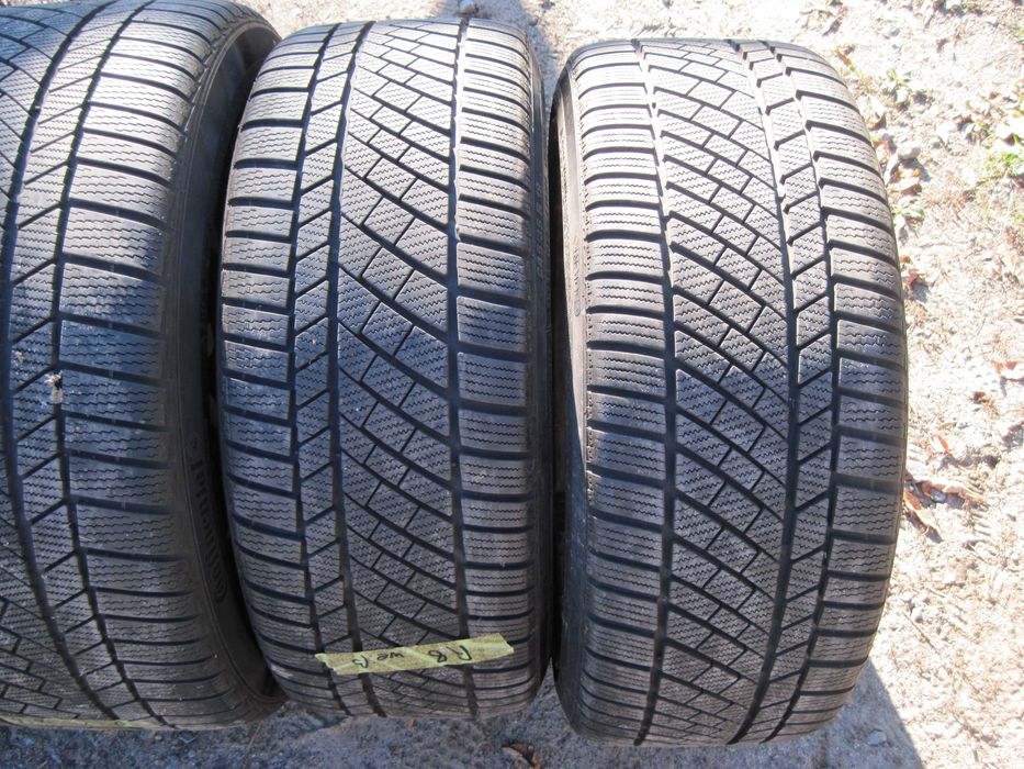Продам зимнюю резину Continental разно широкую 295*35 R19, 245*35 R19