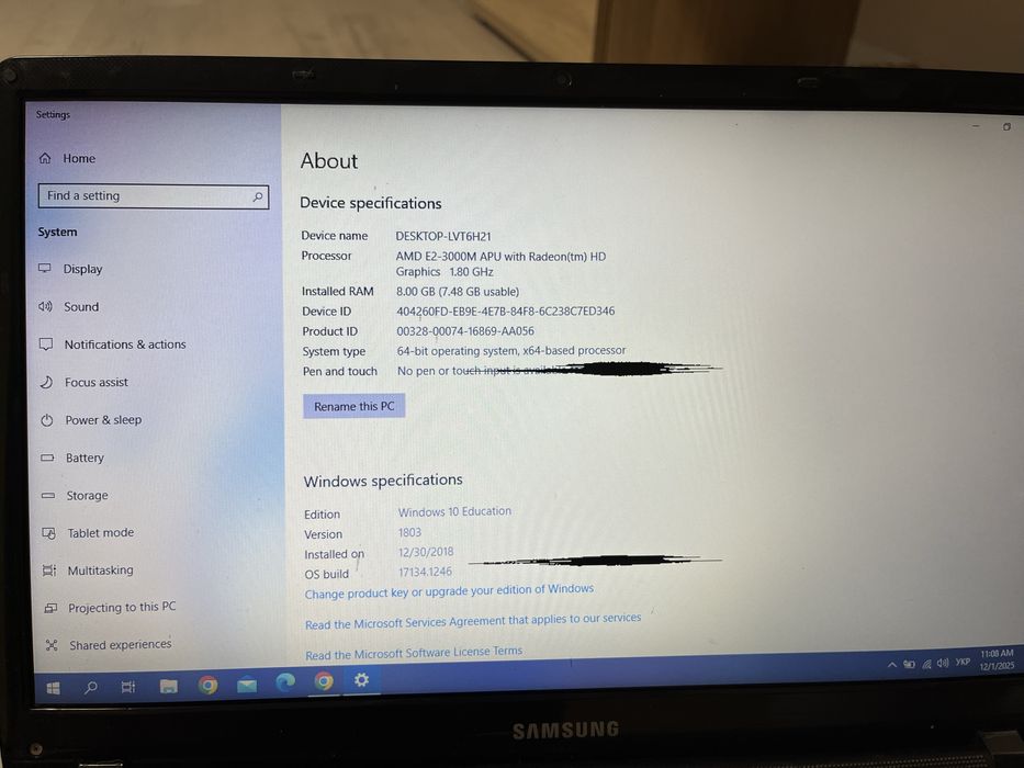 Продам ноутбук samsung NP305ESZ