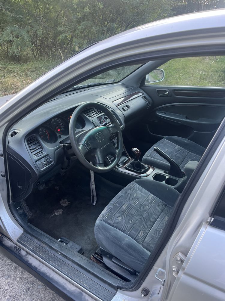 Honda Accord VI 1.8 lpg hak