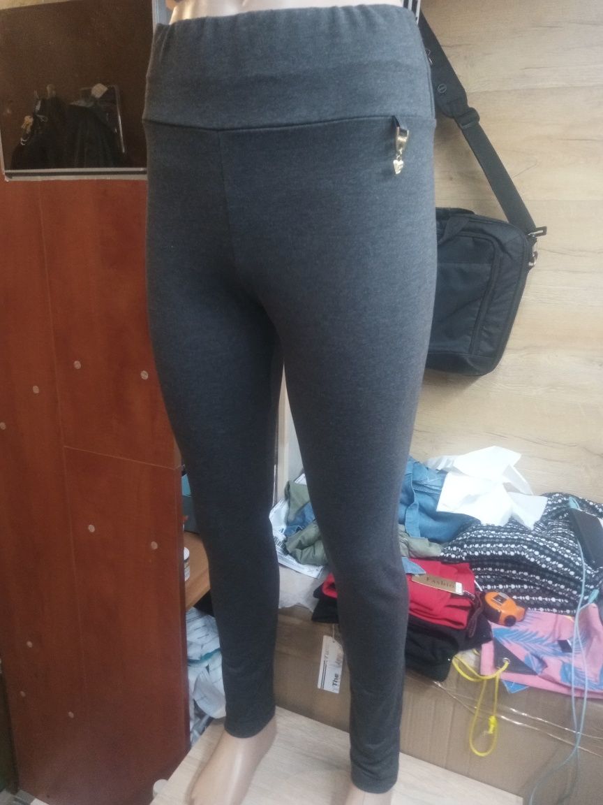 Spodnie Push Up Serce  z zawieszką ujendra ostatnie 2 paryące