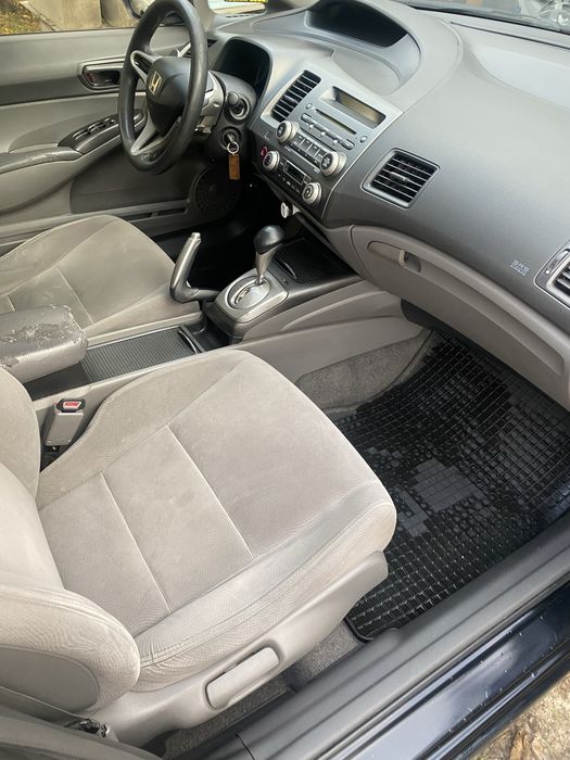 HONDA civik 1.8 автомат