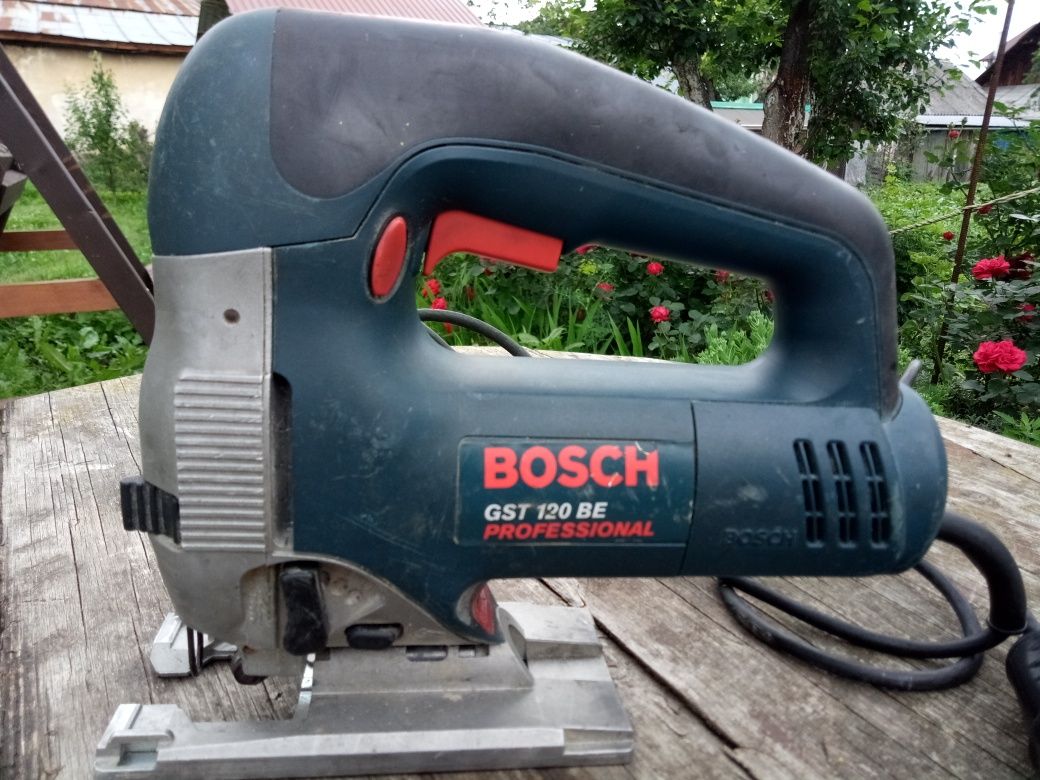 Bosch GST 120 BE