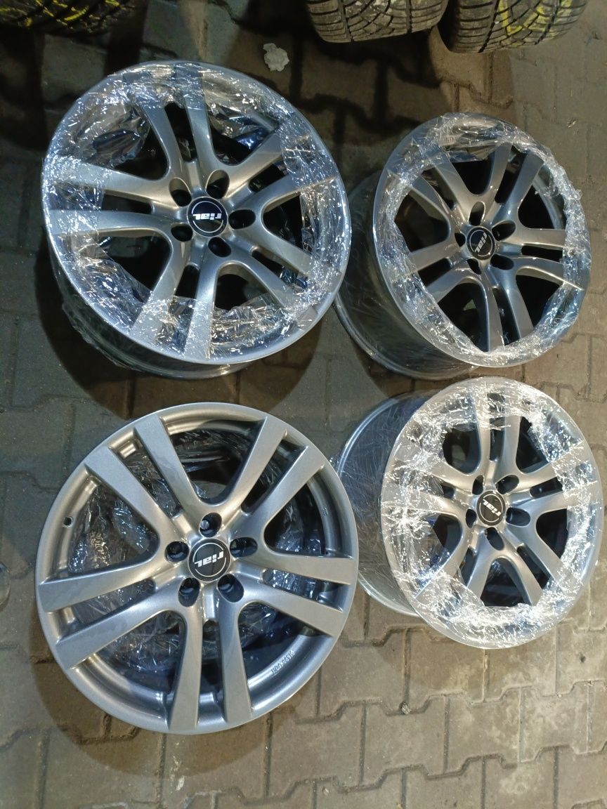Felgi aluminiowe 8jx18 et35 5x100 audi skoda seat VW Toyota Lexus