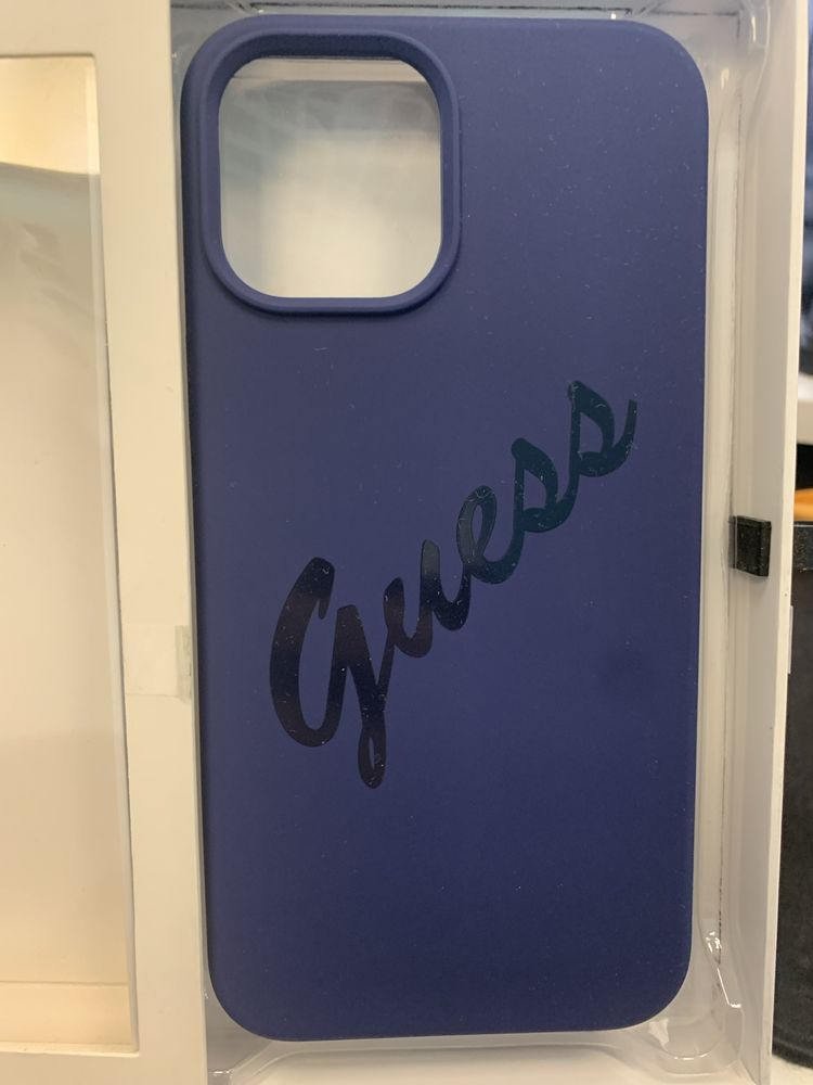 Etui Guess iPhone 12 Pro Max *rozne rodzaje*