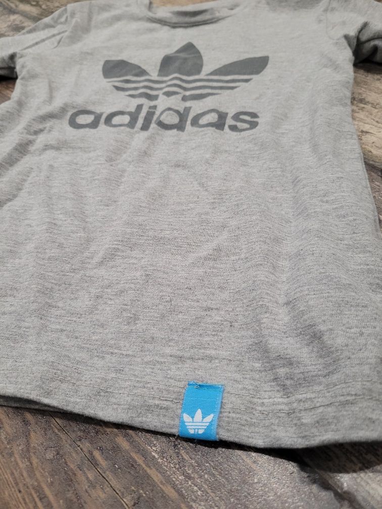 Koszulka, t-shirt firmy Adidas. Unisex 104-110 / 3-4 lata