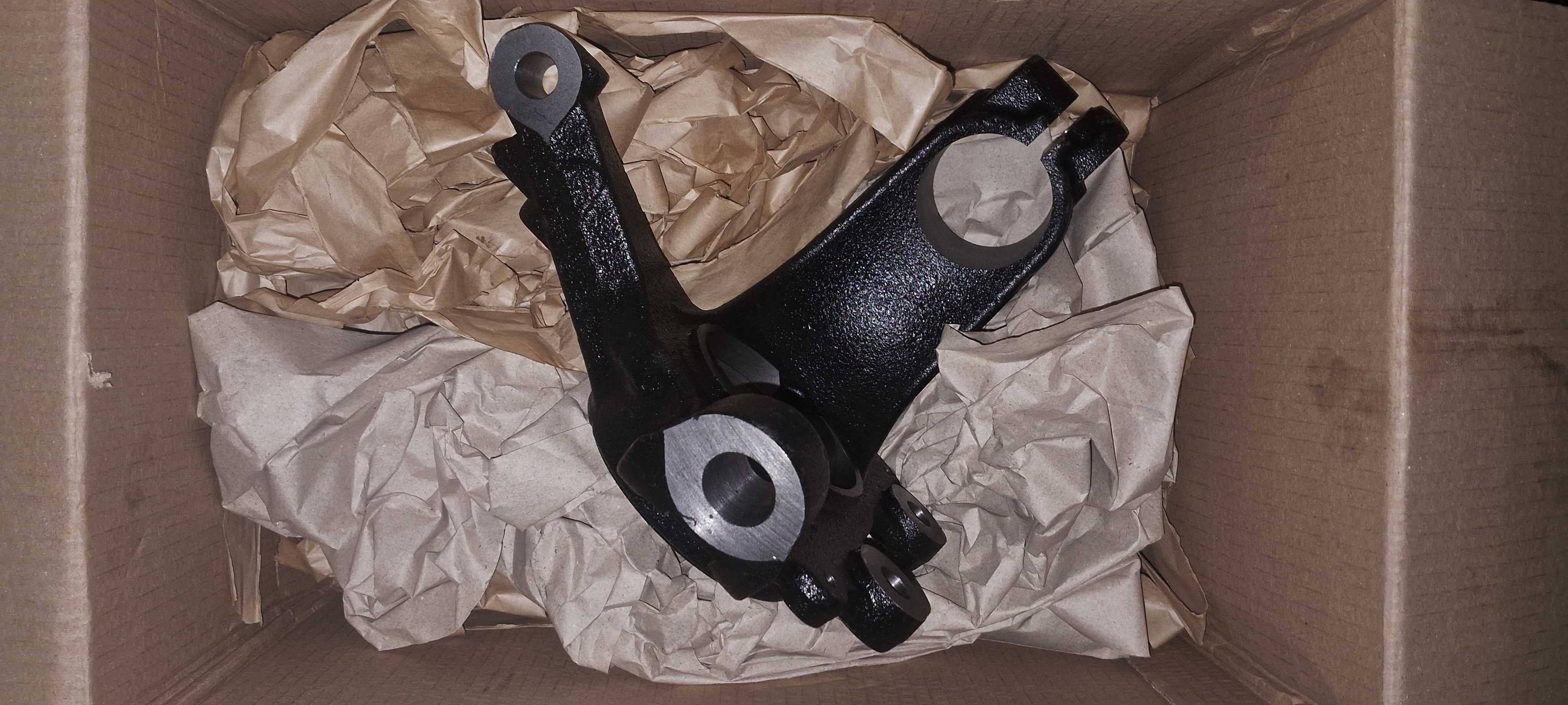 Поворотный кулак Ford Focus 2, 2003-2008. Новый. Китай. NTY.
