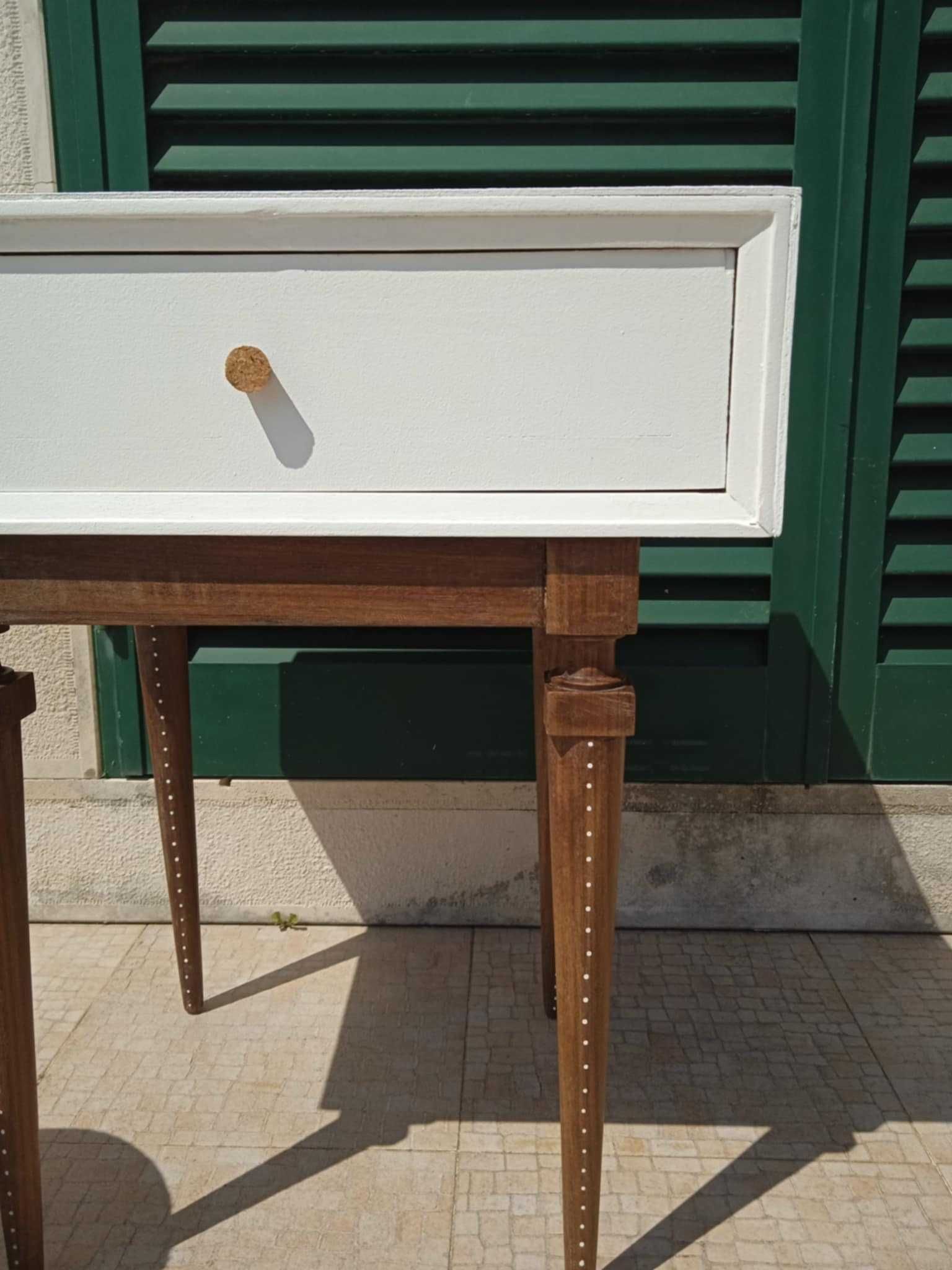 Mesa de apoio vintage