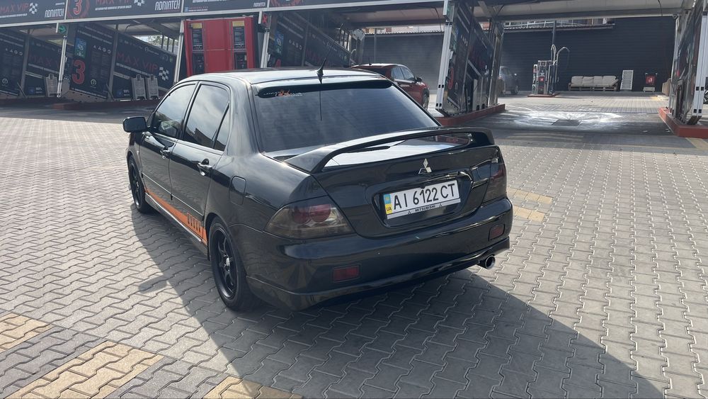 Lancer 9 2.0 sport