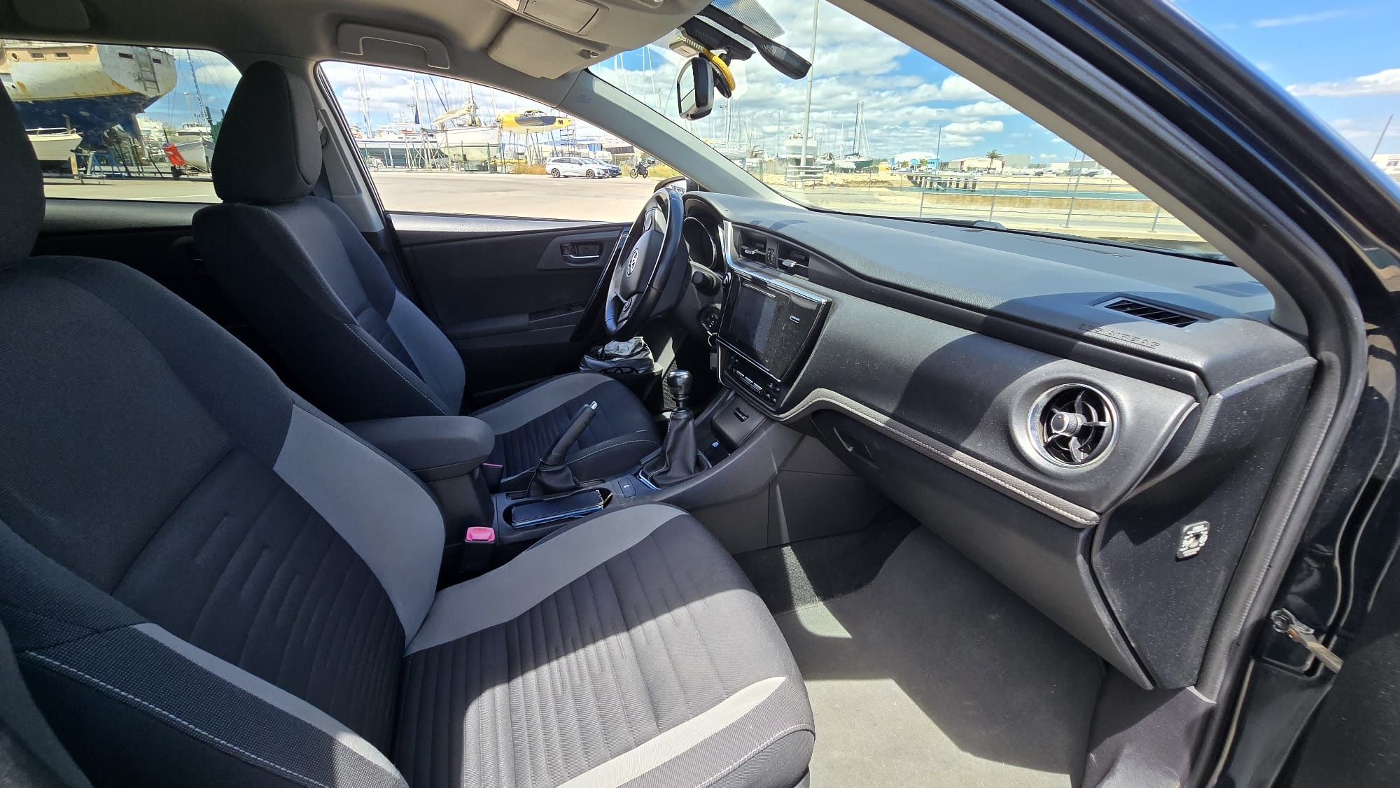 Toyota auris 1.4 d4d touring sports