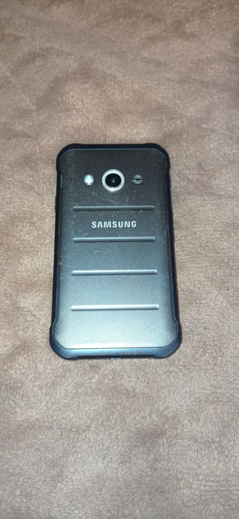Смартфон Samsung galaxy xcover 3