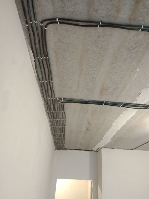 Електрик . Електромонтажні роботи