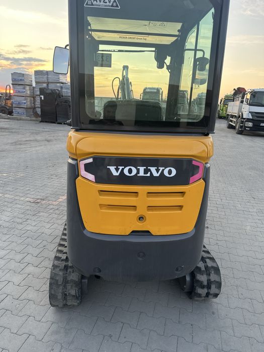 Minikoparka Volvo EC18D