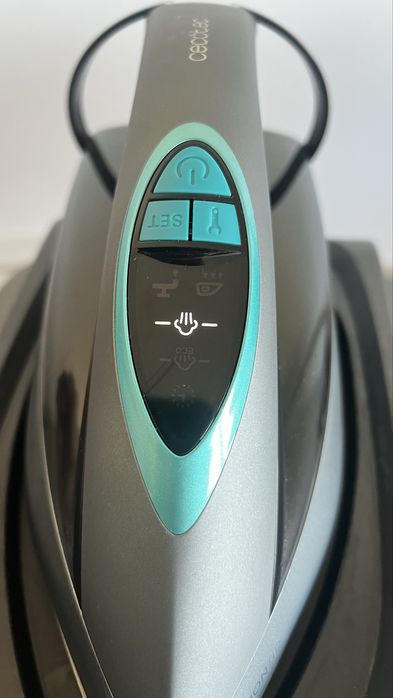 Ferro com caldeira CECOTEC