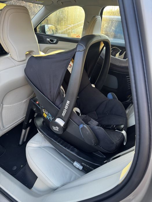 Fotelik 0-13kg MAXI-COSI pebble pro i-size baza