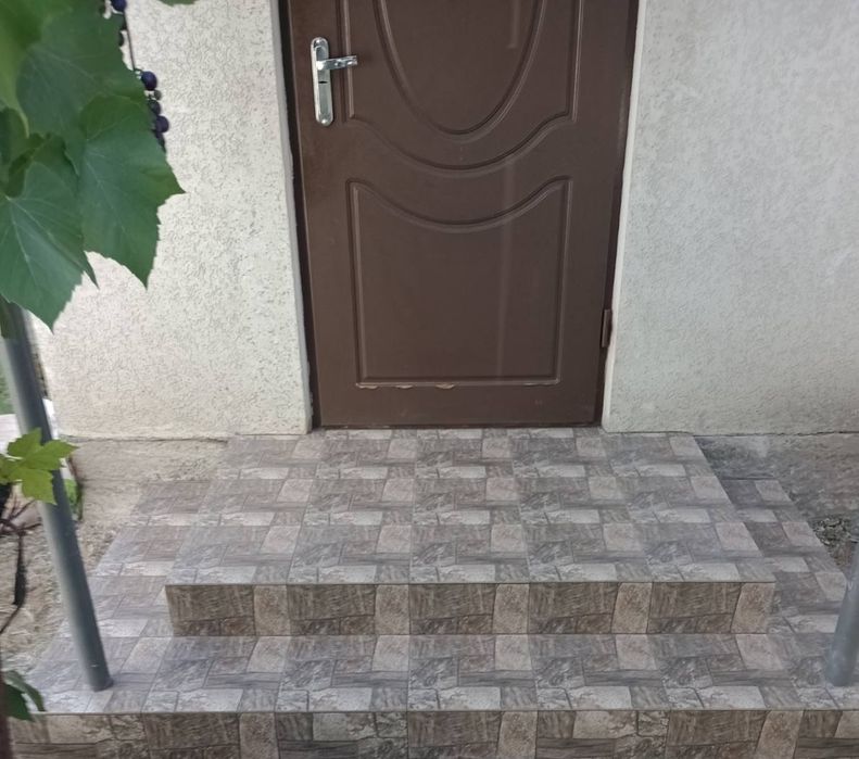 Укладка плитки,  плиточник