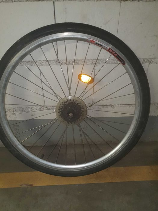Koło rowerowe tylne 28